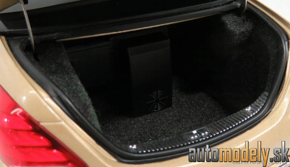 AUTOART - MERCEDES BENZ - S-CLASS S600 V12 BITURBO 2016 - 1:18