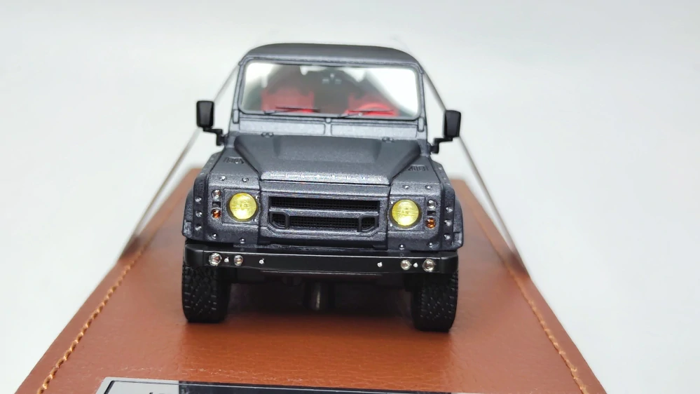 Perfect Model 2015 Land Rover Kahn 6x6 Pickup 1/43