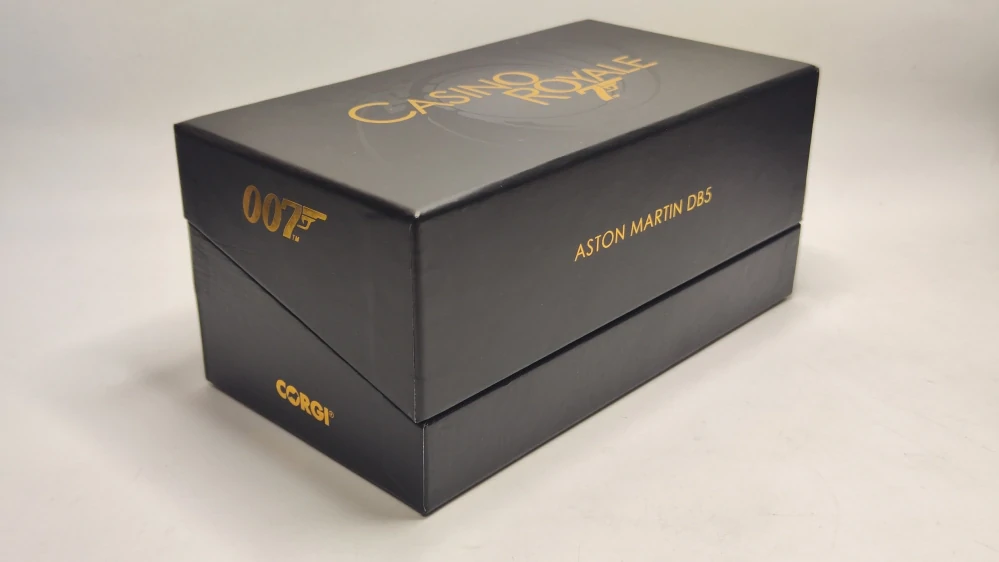 Corgi - Aston Martin DB5, silver, James Bond 007, Casino Royale - 1:36