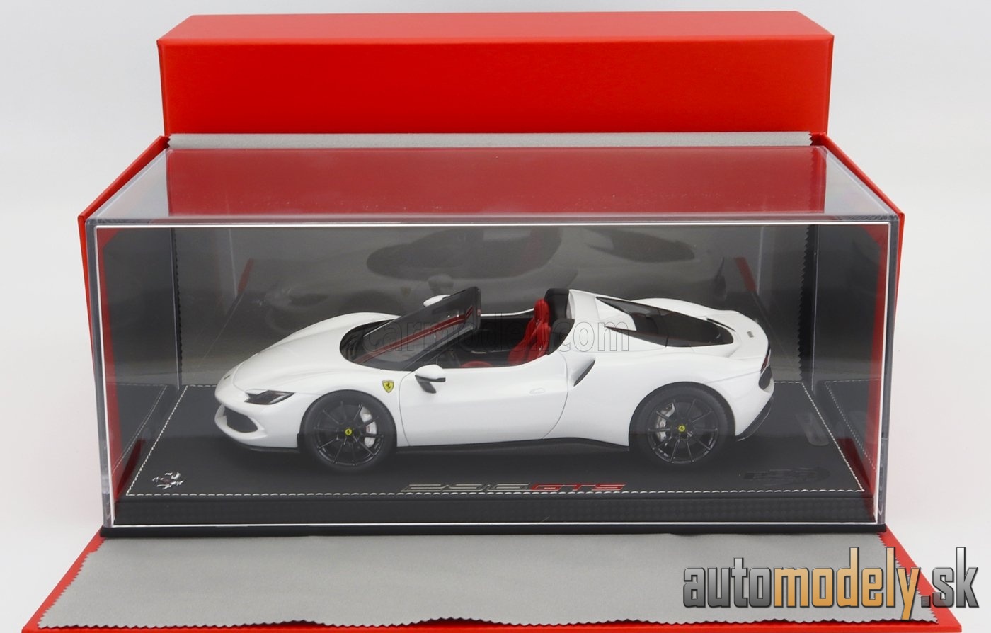 BBR-MODELS - FERRARI - 296 GTS SPIDER 2022 - CON VETRINA - WITH SHOWCASE (BIANCO CERVINO - WHITE) - 1:18