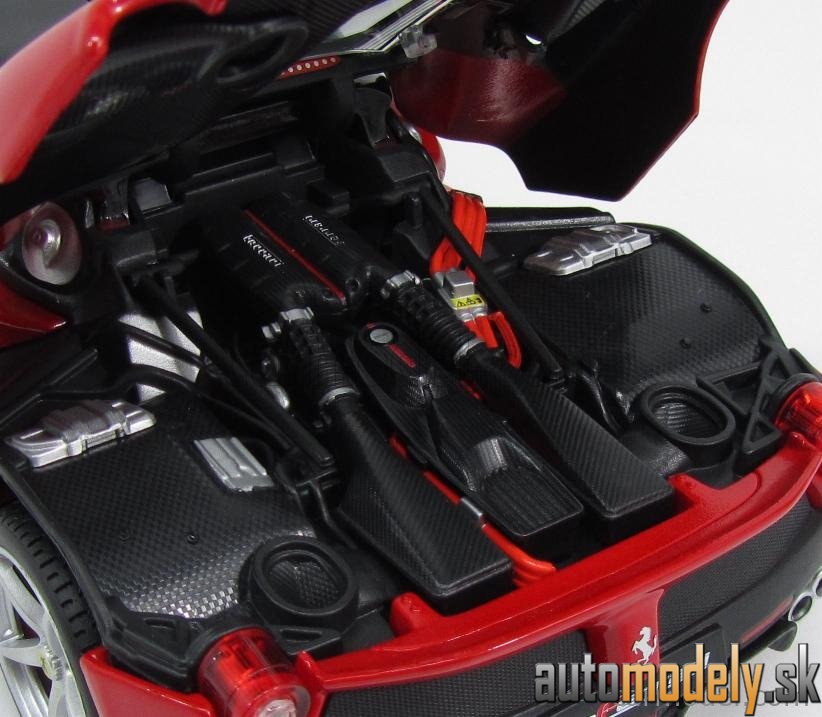 Bburago - FERRARI - LAFERRARI 2013 - RED BLACK - 1:18