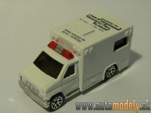 Matchbox - Ambulance - Modell Hobby Spiel 2005 - 1:80