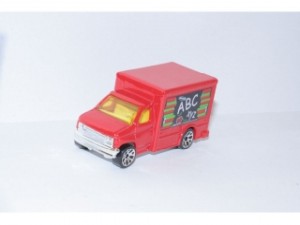 Matchbox - Ford Box Truck - 1:80