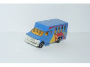 Matchbox - Chevy Transport Bus