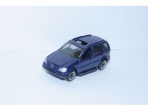 Matchbox - Mercedes Benz ML 430 - 1:62