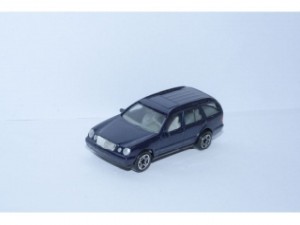 Matchbox - Mercedes Benz E 430 Wagon - 1:62