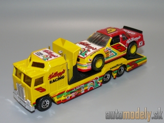Matchbox - Kenworth Cabover Racing Transporter + Chevrolet Lumina