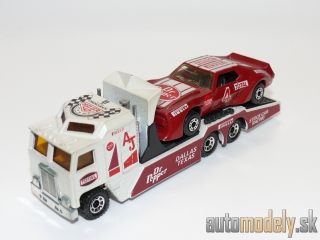 Matchbox - Kenworth Cabover Racing Transporter + AMX Pro-Stocker