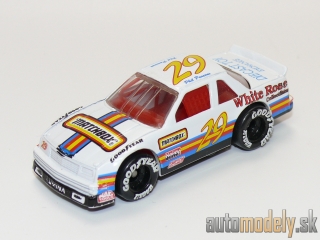 Matchbox - Chevrolet Lumina - 1:66