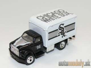 Matchbox - Ford F800 Delivery Van - 1:70
