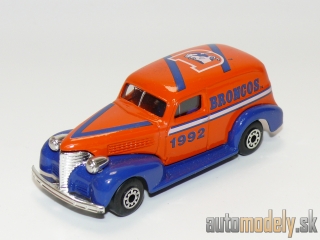 Matchbox - '39 Chevy Sedan Delivery "Broncos 1992 Team NFL" - 1:57
