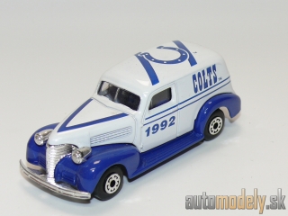 Matchbox - '39 Chevy Sedan Delivery "Colts 1992 Team NFL" - 1:57