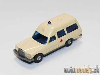 Wiking 74/6 - Mercedes Benz 200/8 Binz Krankenwagen - 1:87