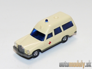 Wiking 74/7 - Mercedes Benz 200/8 Binz Krankenwagen - 1:87
