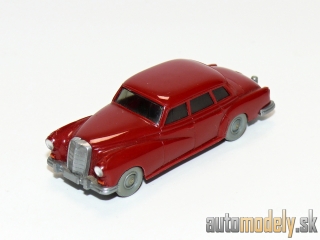 Wiking 150/2 - Mercedes Benz 300 - 1:87