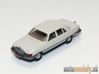 Wiking 151/1 - Mercedes Benz 450 SE - 1:87