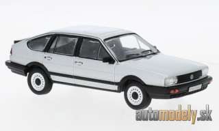 IXO - VW Passat B2, 1985 - 1:43