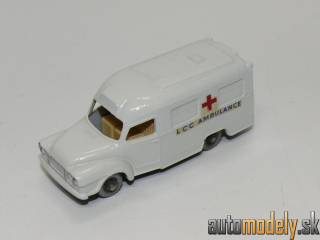 Matchbox No. 14 - Lomas Ambulance